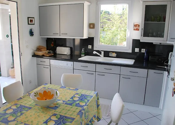 La Cigale By Interhome Villeneuve-lès-Avignon